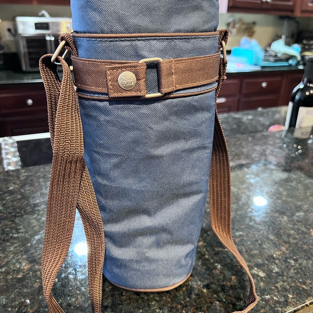 "Picnic Time" Wine Cooler Bag Elegant Blue & Brown Bag w/ Shoulder Strap GUC ❤️
